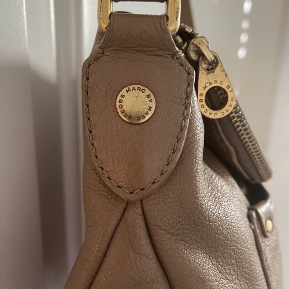 Marc by Marc Jacobs - Picture 3 of 3